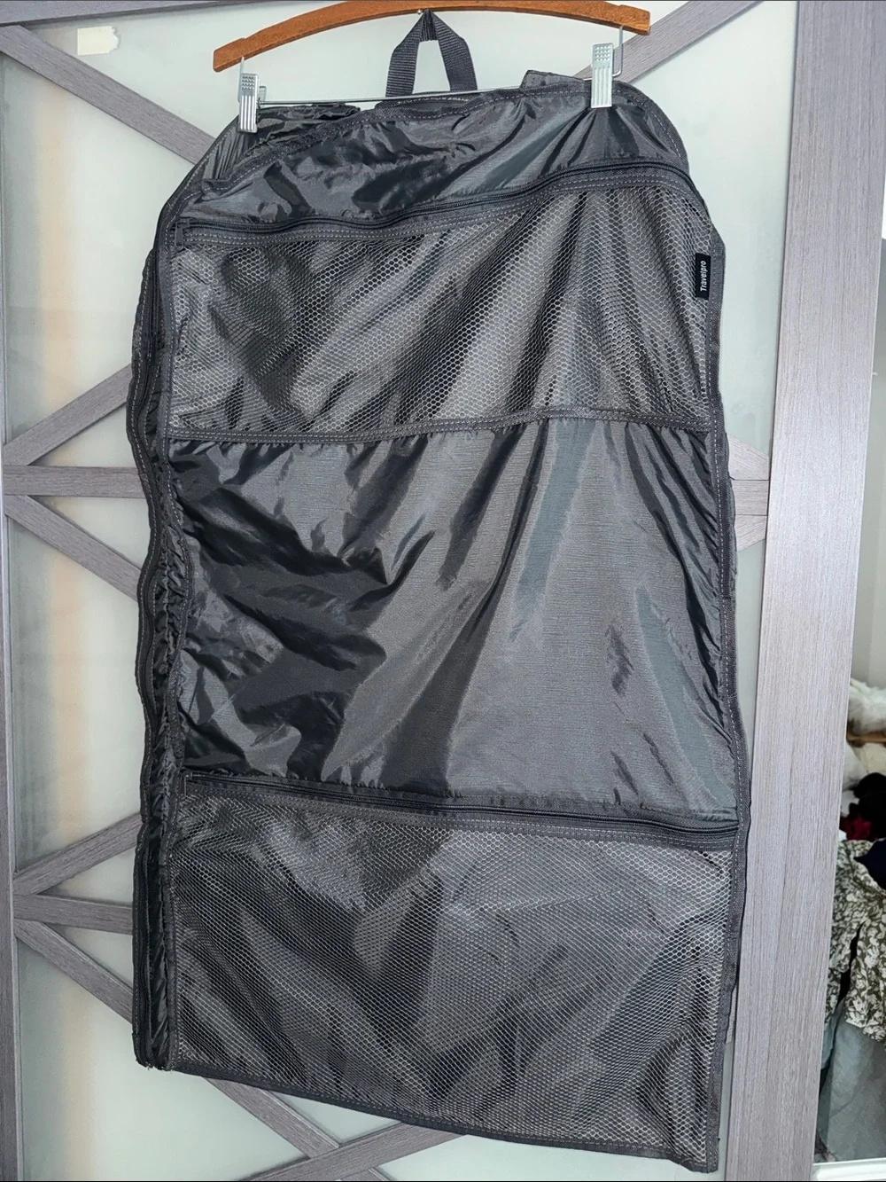 Black Men’s Garment Bag - Lightweight Travel Organizer